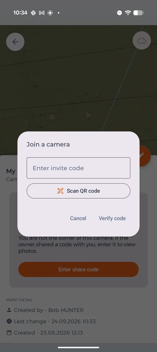 Zadání zvacího kódu nebo načtení QR.